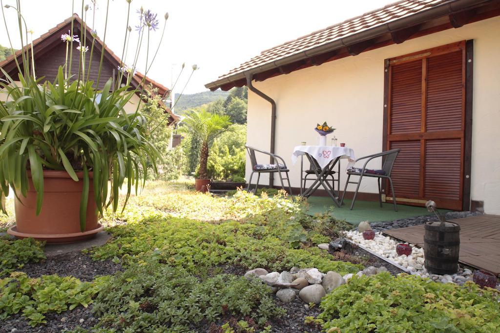 Luxus Appartement Schwarzwald Bei Freiburg 4 Schlafzimmer Sauna Sölden Oda fotoğraf